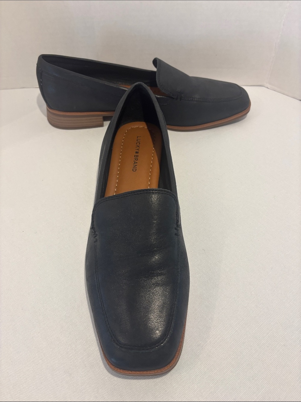Lucky Brand Black Slip-On Leather Loafers with Brown Sole. Size 9.5 (41)